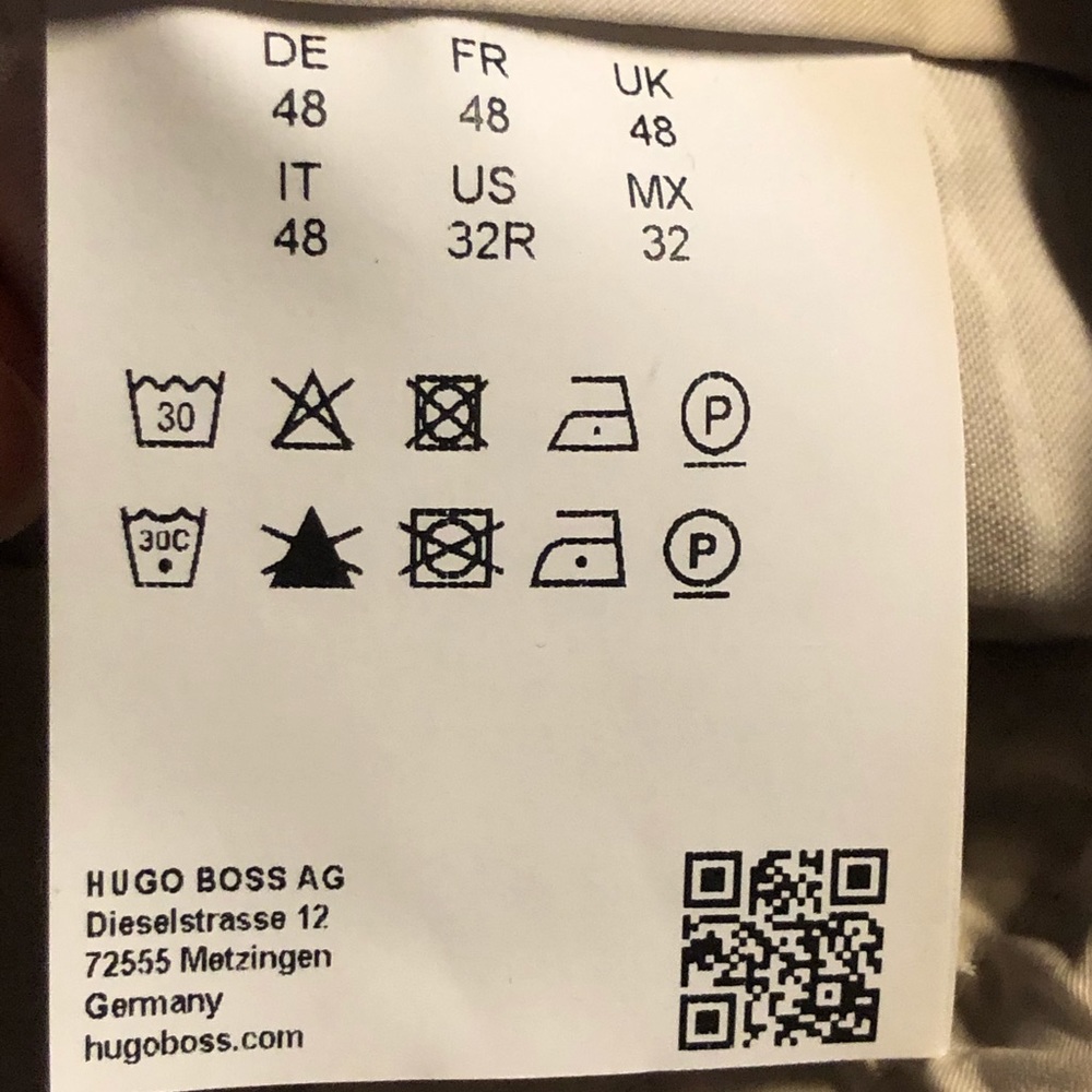 Hugo Boss drawstring khakis - Picture 6 of 6